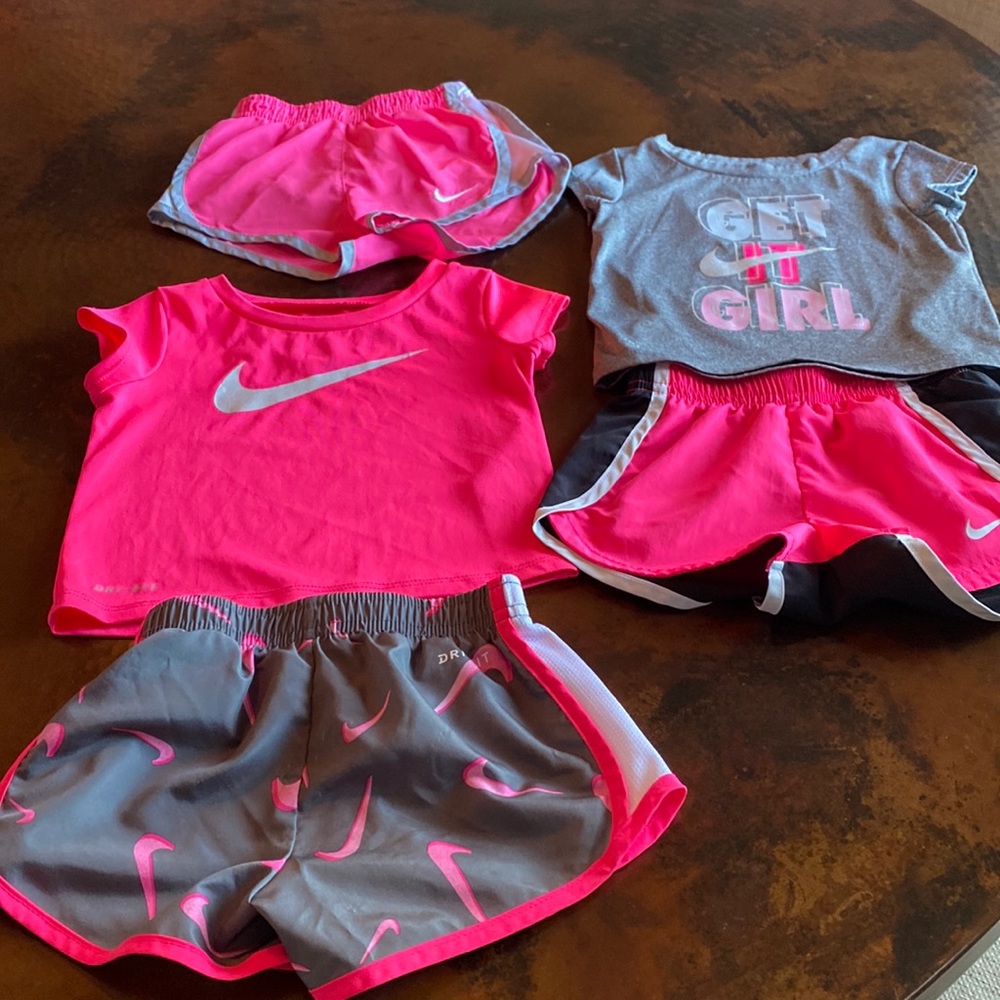 18 months girls Nike bundle no stains